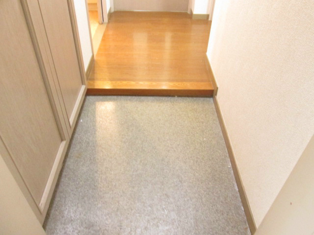 クレール湘南台 玄関