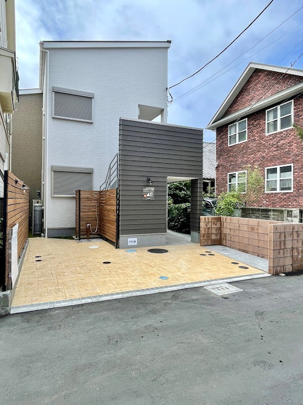 汐彩(しおさい) 201号室 外観