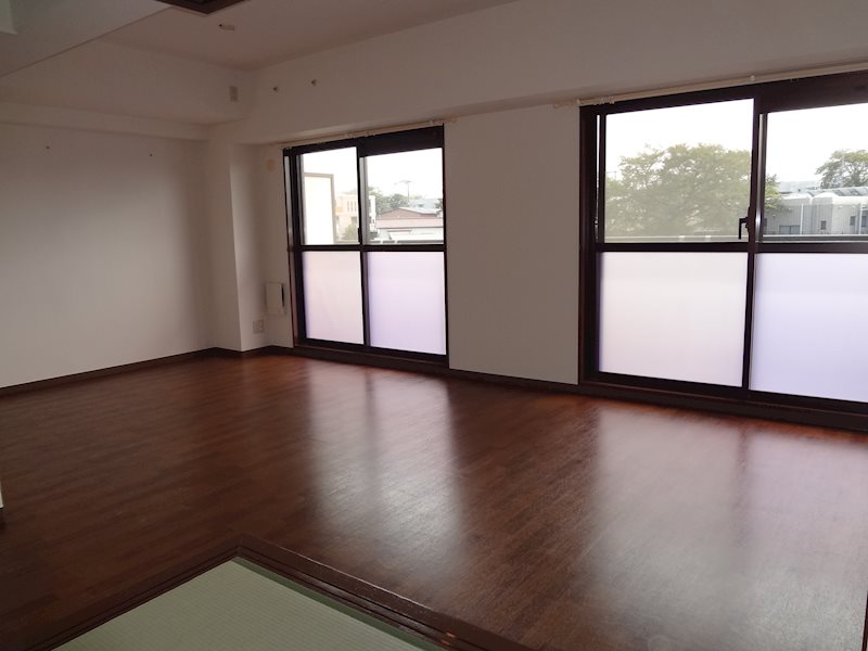 オーバーヒルズ弐番館 リビング