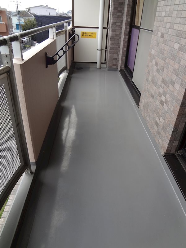 オーバーヒルズ弐番館 ベランダ