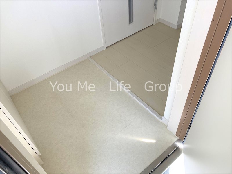 リブリ・ラサンテ湘南 玄関