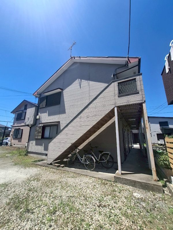 カルミア 102号室 外観