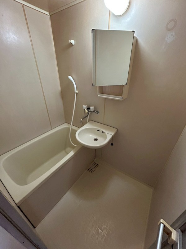 ハイ　ビレッジ   風呂画像