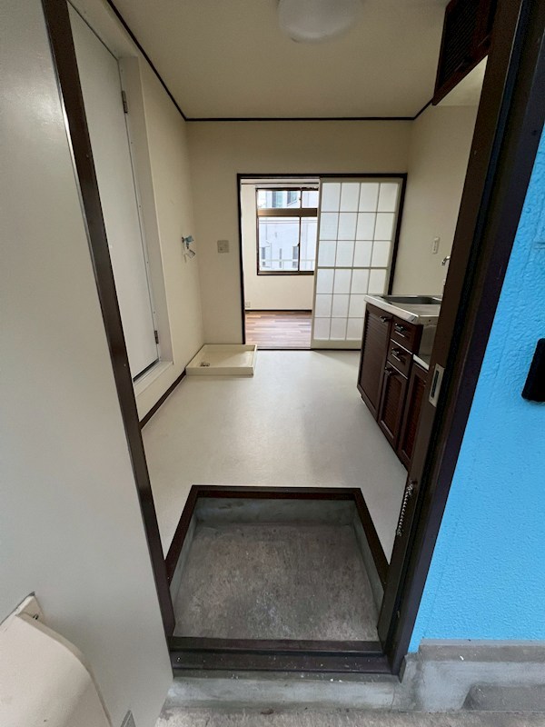 サンシャインホームコジマ 玄関