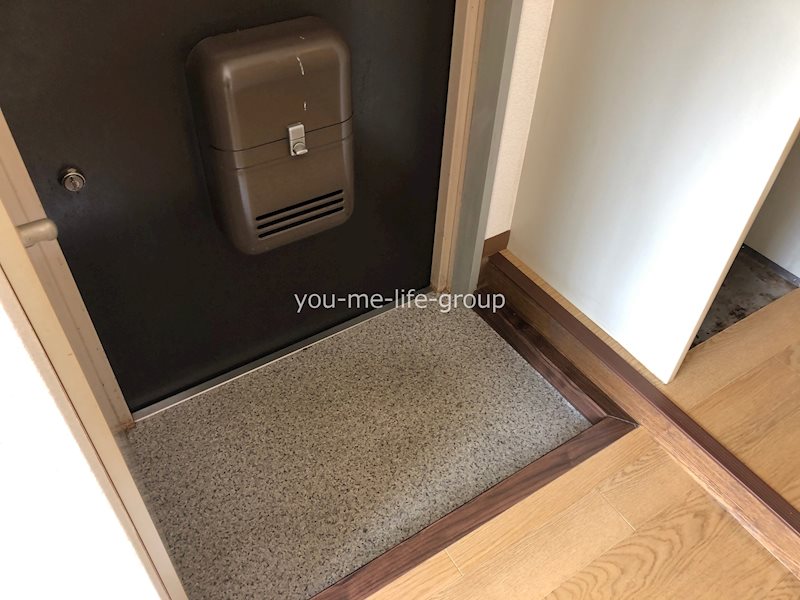 ジュネパレス平塚第19 玄関