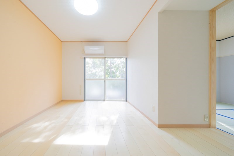 松本アパート リビング