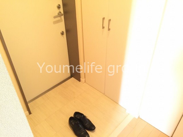 コーラルデュオ湘南West 玄関