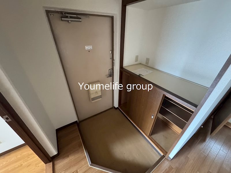 アーク１２ 玄関