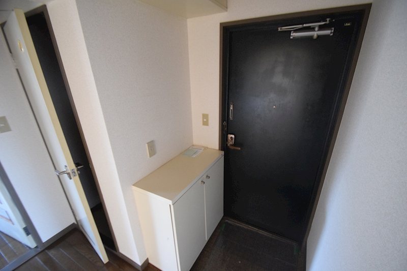 グリーンマンション・テラ 玄関