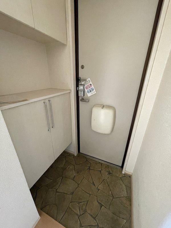 メゾン・ドール 玄関