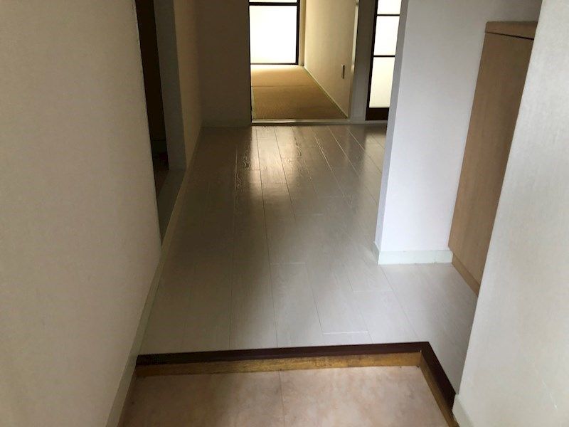サンハイム平塚 玄関