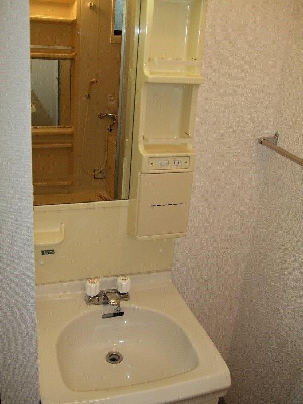 コーポ・ルミエール その他3