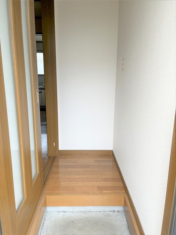 カーデンテラス 玄関