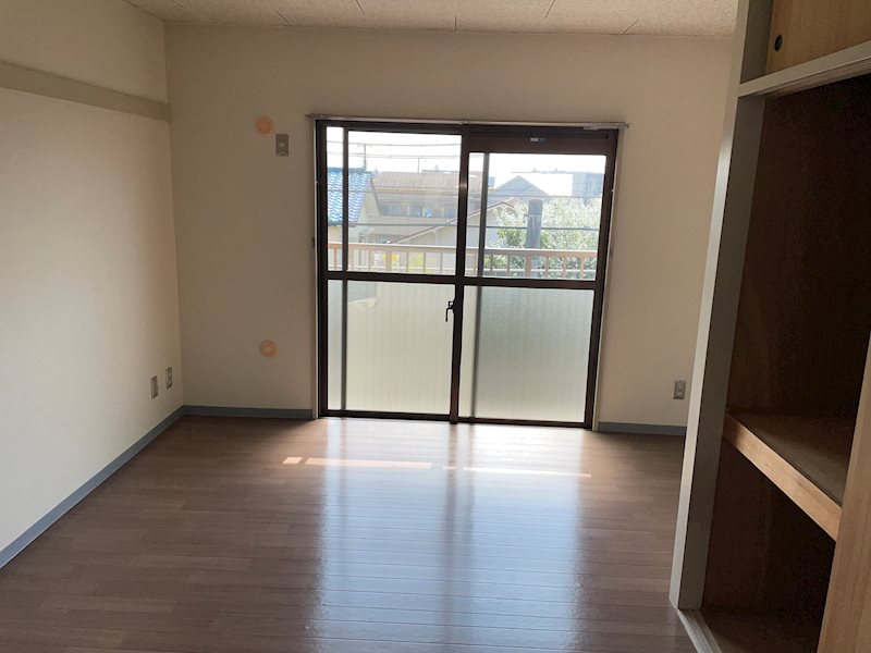 メゾン足立 ベッドルーム