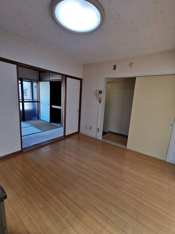 亀屋マンション リビング