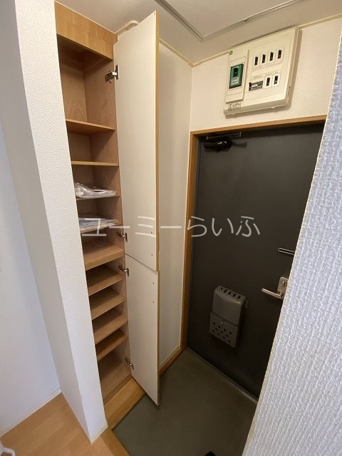 メゾンK3 玄関
