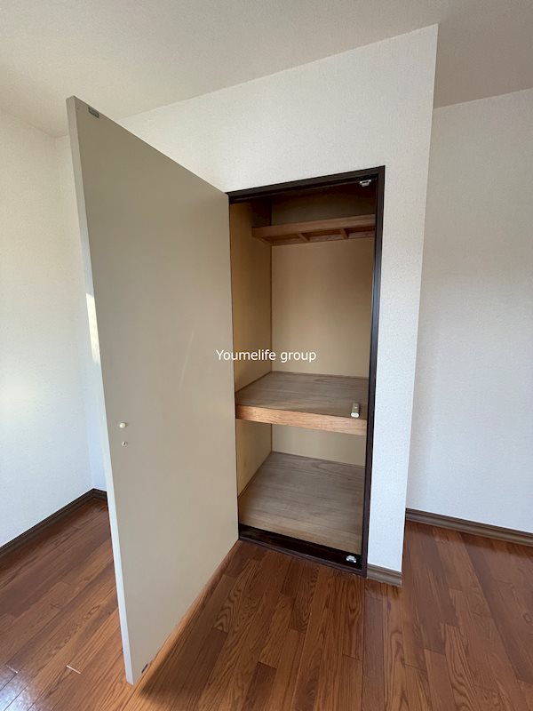 浜田町貸家 収納