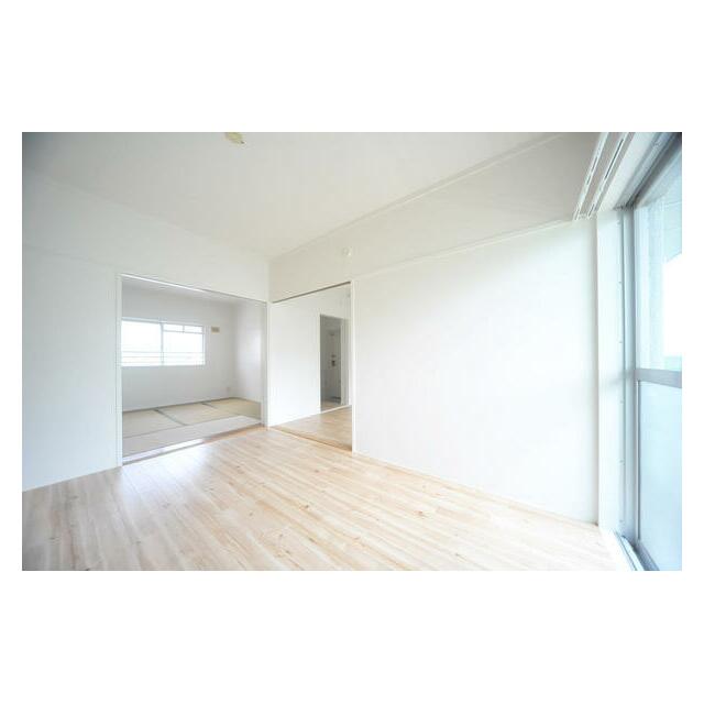 ビレッジハウス下島第二３号棟 リビング