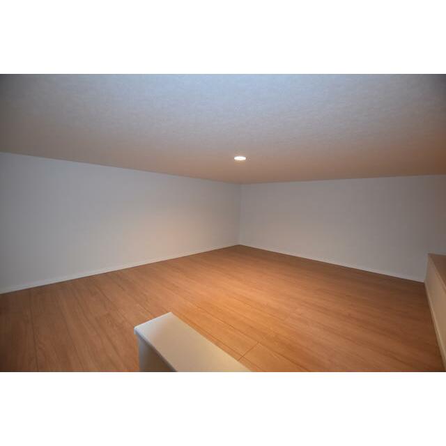 Ａｓｈｔｏｎ　Ｈｉｌｌｓ その他7