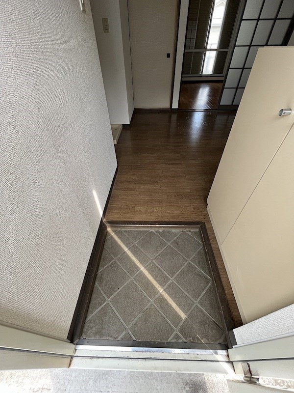 スリーオーク湘南Ａ 玄関