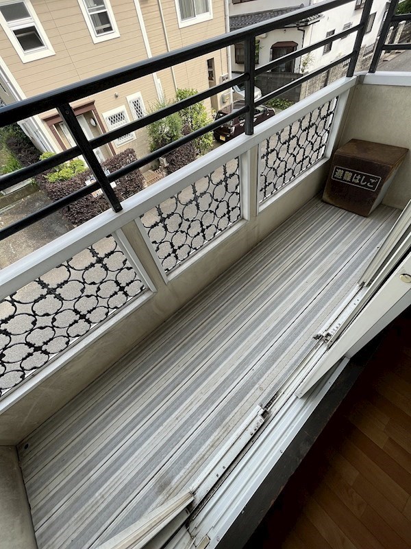 スリーオーク湘南Ａ ベランダ