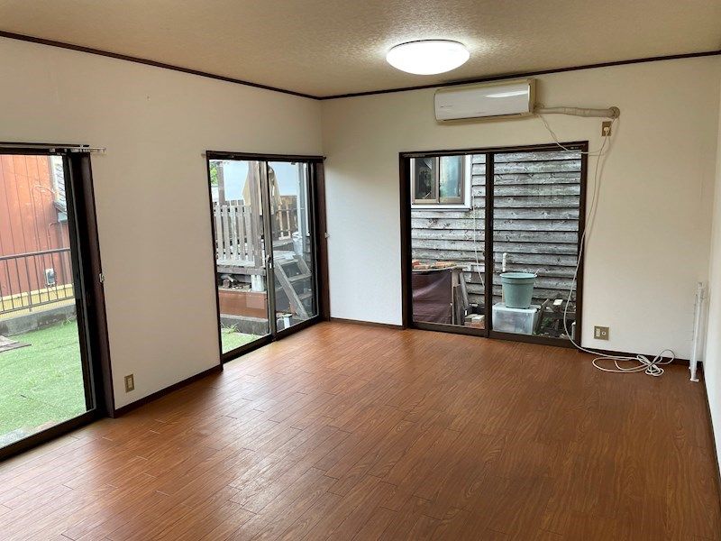 辻堂東海岸貸家 リビング