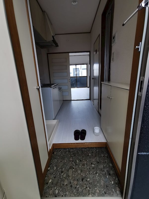 シャトレ・ストンリバーⅡ－２ 玄関