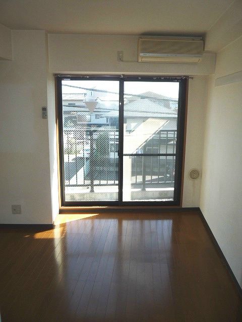 フジスカイ幸町 ベッドルーム