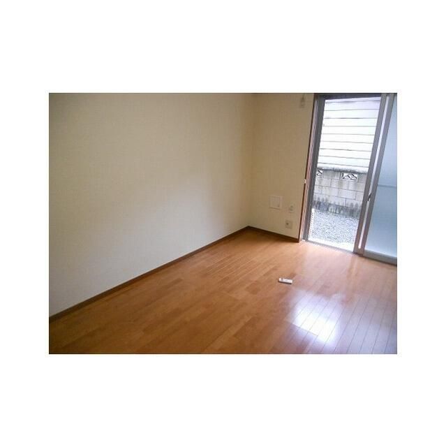 アムール日の森 リビング