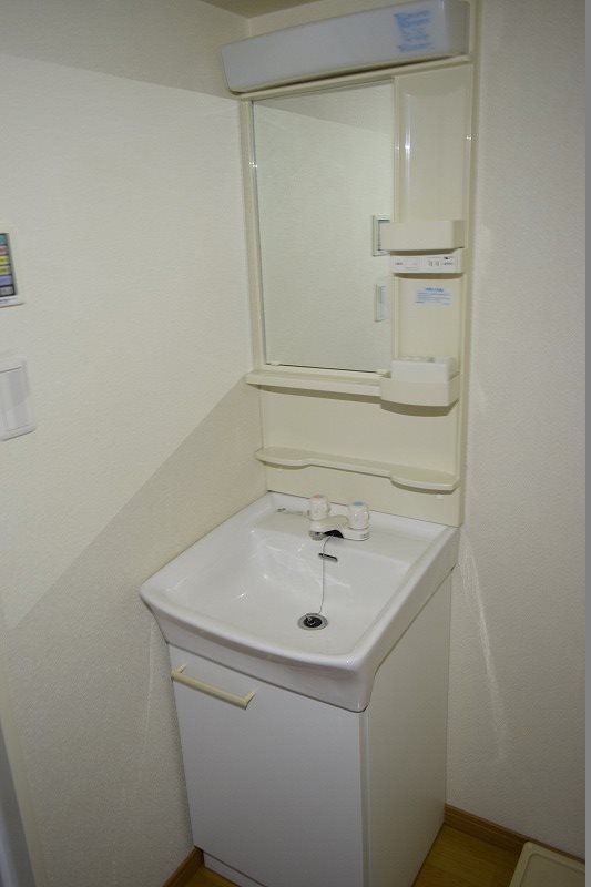 303号室参考 宮下ビル その他1