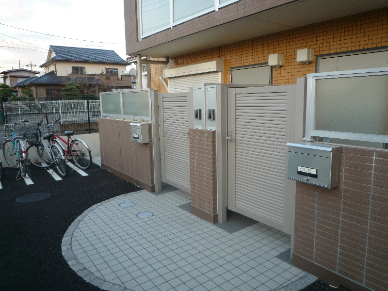 AKⅡ八芳 エントランス