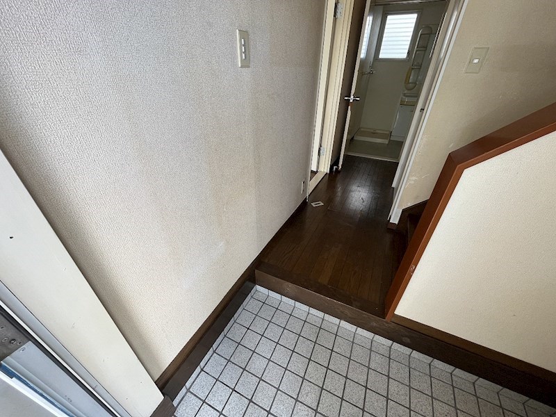 稲子レンタルハウス 玄関