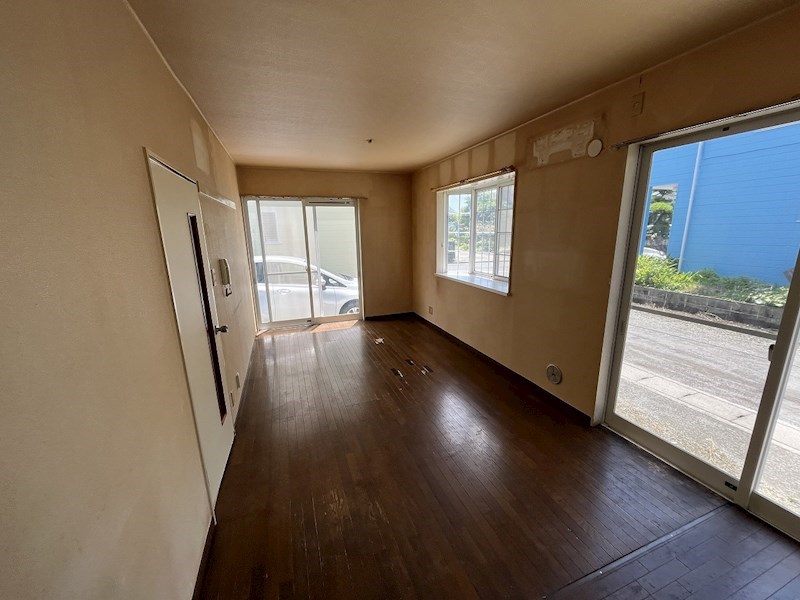 稲子レンタルハウス リビング