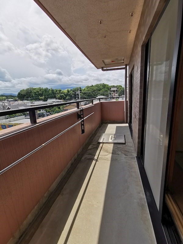 アルモニーア本厚木 ベランダ