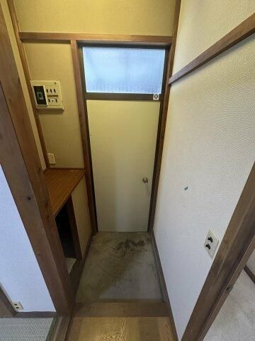 コーポ西湘 玄関