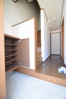ハイツ立木　A棟 玄関