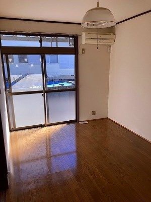 村上コーポ リビング