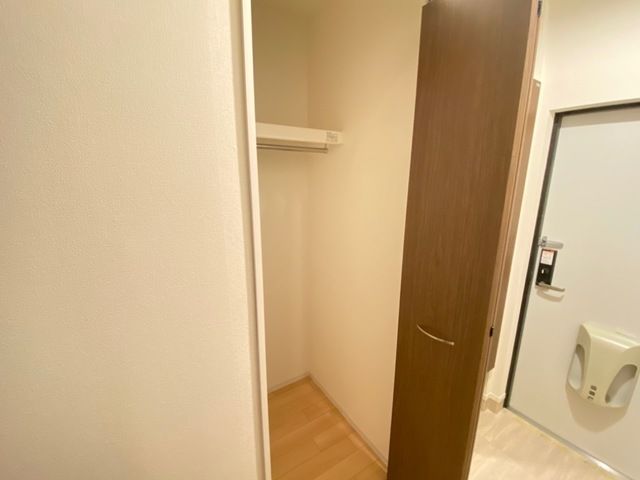 ヴァンベール 玄関