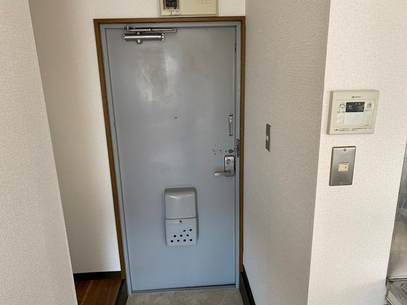 野本ビル 玄関