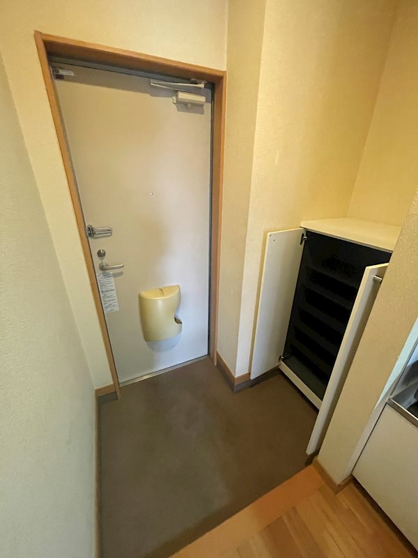 セトル明王台 玄関