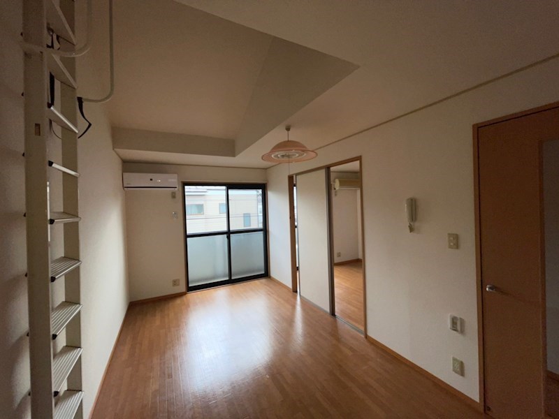 ハイネスN リビング