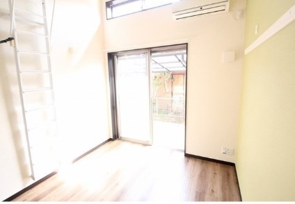 ラヴィータ湘南 リビング