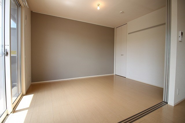 アルバピアザ鶴巻A リビング