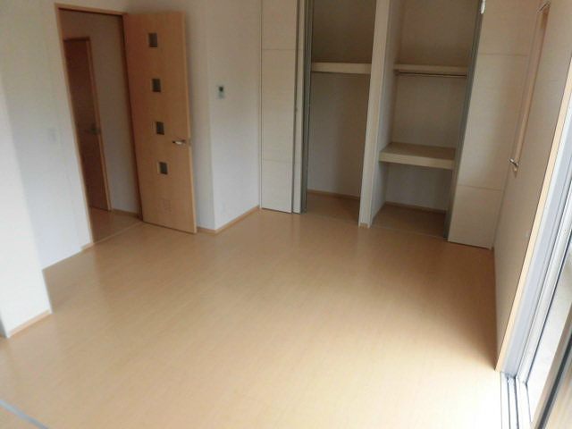 フローラ ベッドルーム