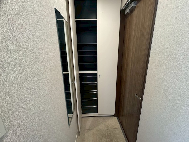 メゾンクレール 玄関