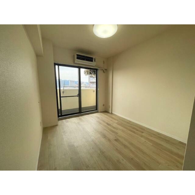 ライオンズマンション本厚木第３ リビング