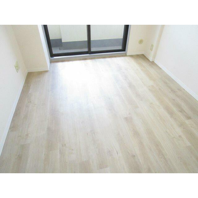 ライオンズマンション本厚木第３ ベッドルーム