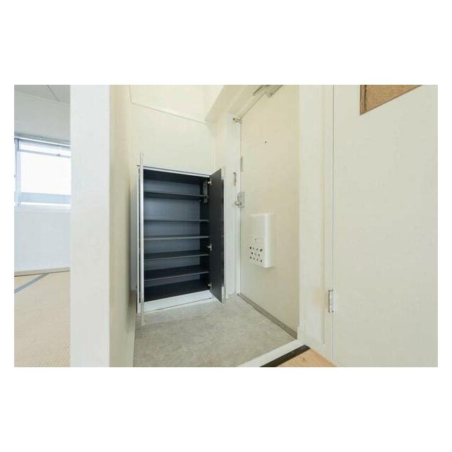ビレッジハウス愛川２号棟 玄関