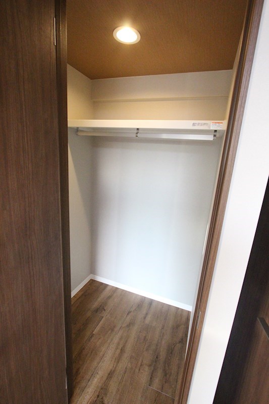 カレッジヒルズD 収納