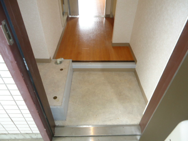 シャトレ湘南台 玄関
